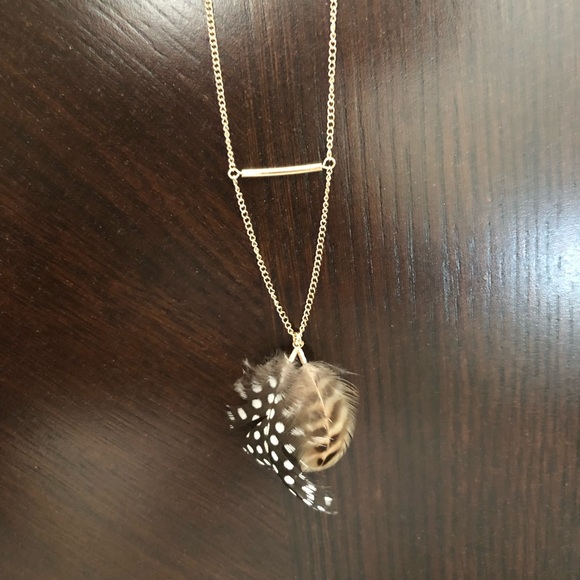 NWT - JCrew - long necklace with feathers - Picture 2 of 3